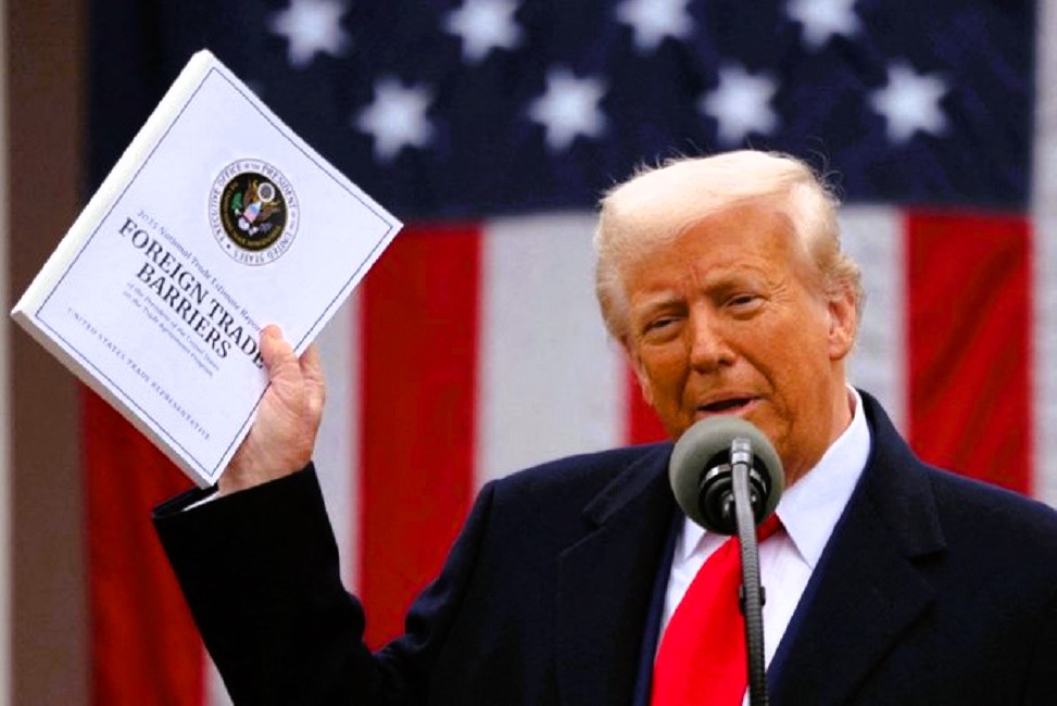 BOMBSHELL TRADE WAR UPDATE: President Trump is WINNING the economic SHOWDOWN with CHINA while the FAKE NEWS pushes DOOM AND GLOOM!