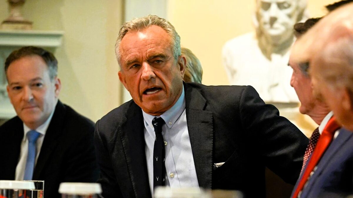 CONFIRMED INTEL: RFK JR. EXPOSES HHS CHILD TRAFFICKING UNDER BIDEN — TRUMP ADMINISTRATION LAUNCHES MASSIVE OPERATION TO LOCATE 300,000 MISSING CHILDREN [VIDEO]